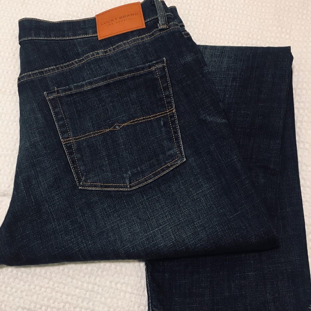 Lucky Brand 221 Straight Jeans